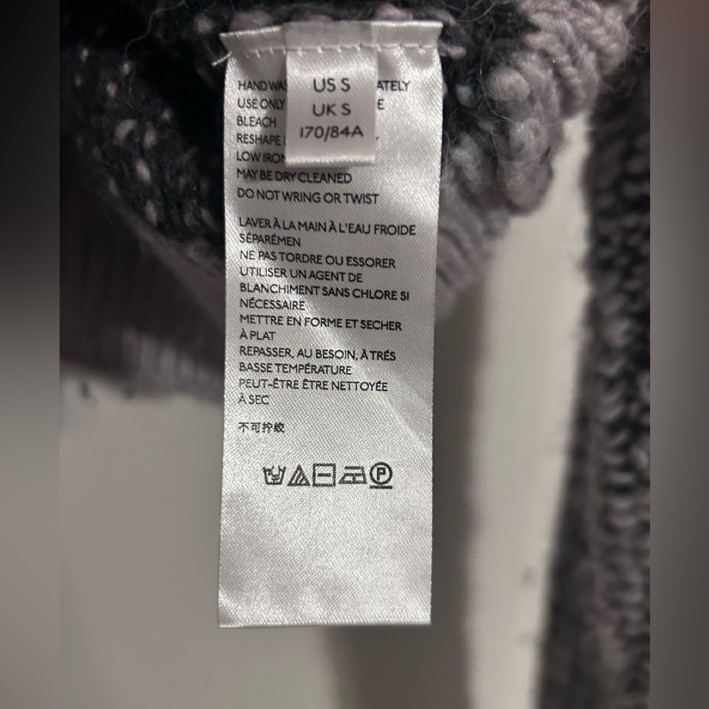 Urban Outfitters wool blend women’s sweater Small - Picture 2 of 5